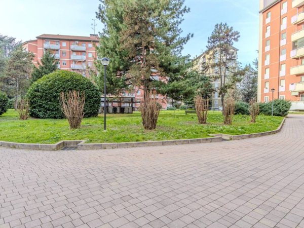 appartamento in vendita a Milano in zona Forlanini