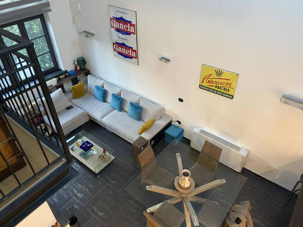 appartamento in vendita a Milano in zona Vigentino