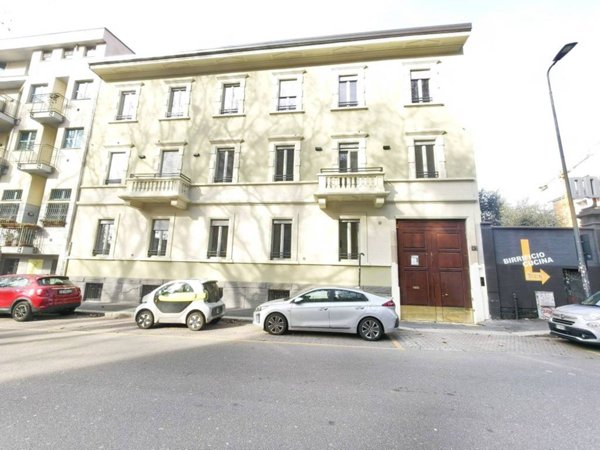 appartamento in vendita a Milano in zona Bocconi