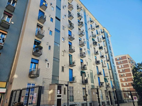 appartamento in vendita a Milano in zona Forze Armate