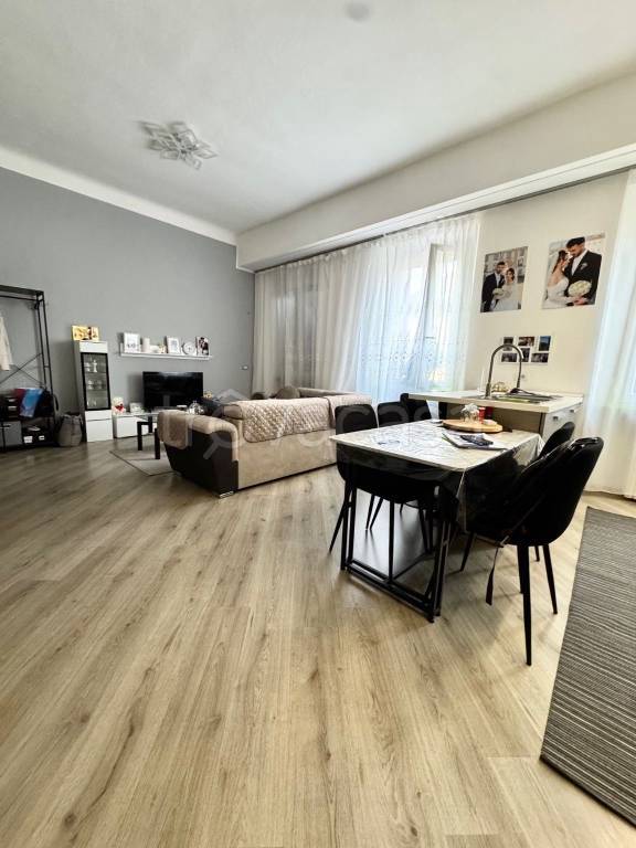 appartamento in vendita a Milano in zona Figino