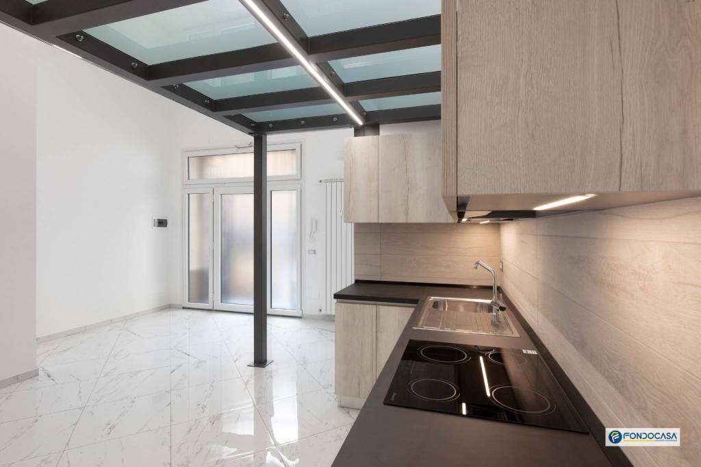 appartamento in vendita a Milano in zona Centro Direzionale