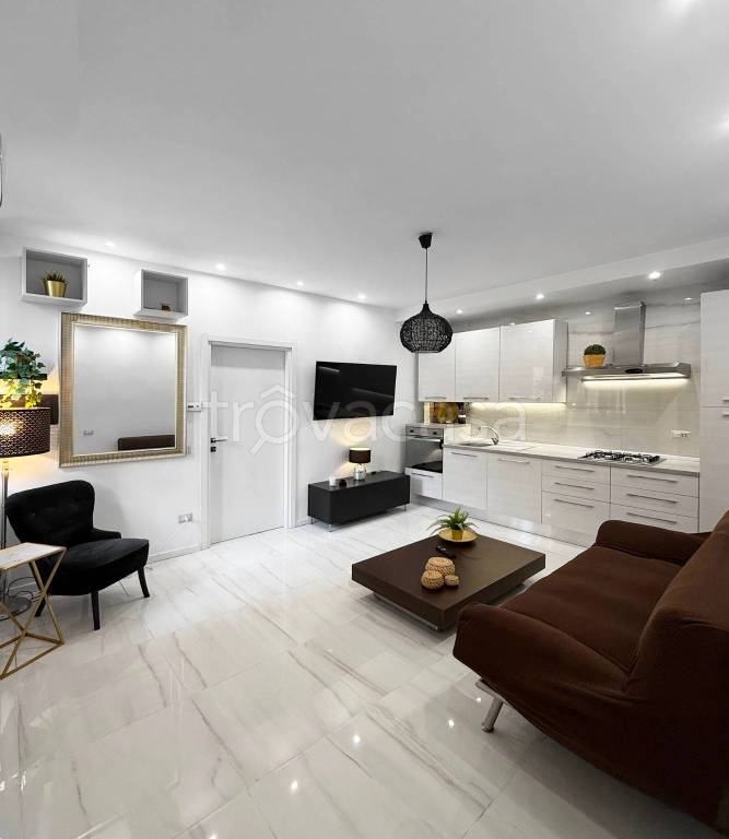 appartamento in vendita a Milano in zona Loreto