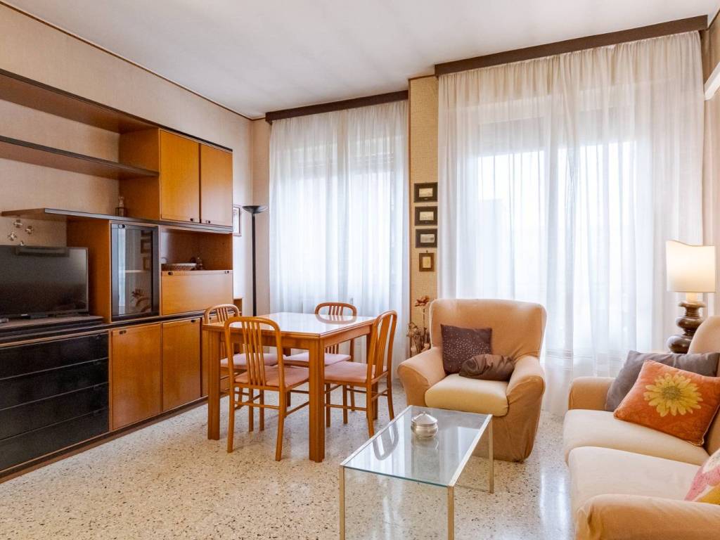 appartamento in vendita a Milano in zona San Siro