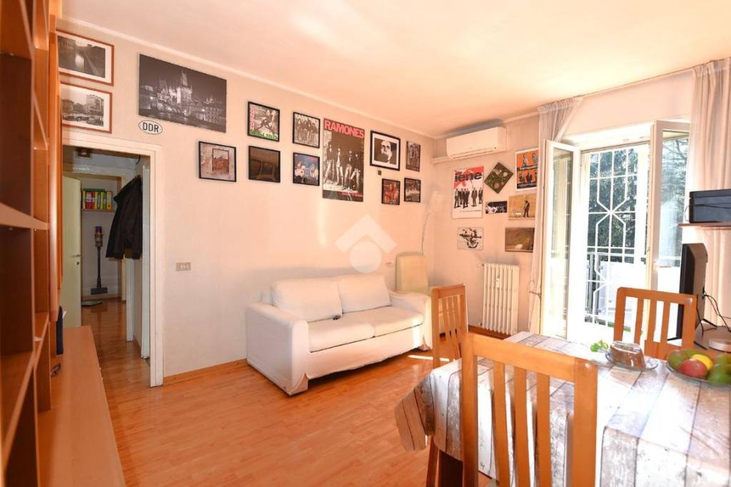 appartamento in vendita a Milano in zona Forlanini