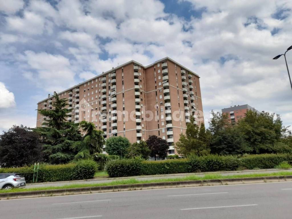 appartamento in vendita a Milano in zona Chiesa Rossa