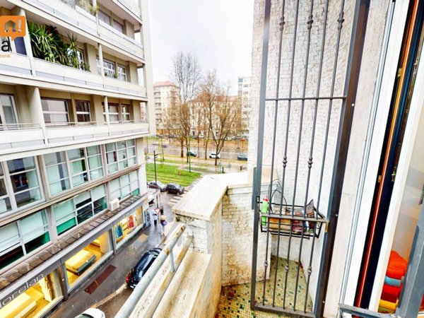 appartamento in vendita a Milano in zona Sempione