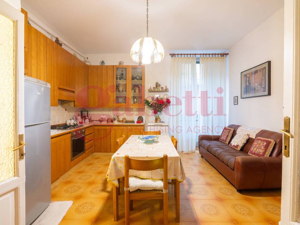 appartamento in vendita a Milano in zona Bocconi