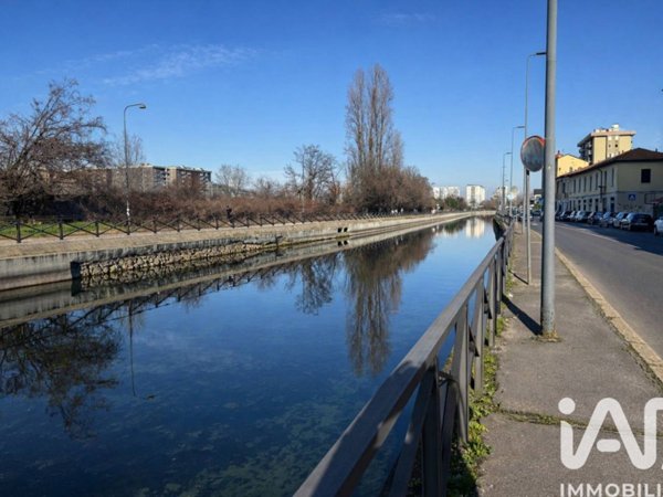 appartamento in vendita a Milano in zona Barona