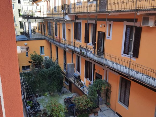 appartamento in vendita a Milano in zona Rembrandt