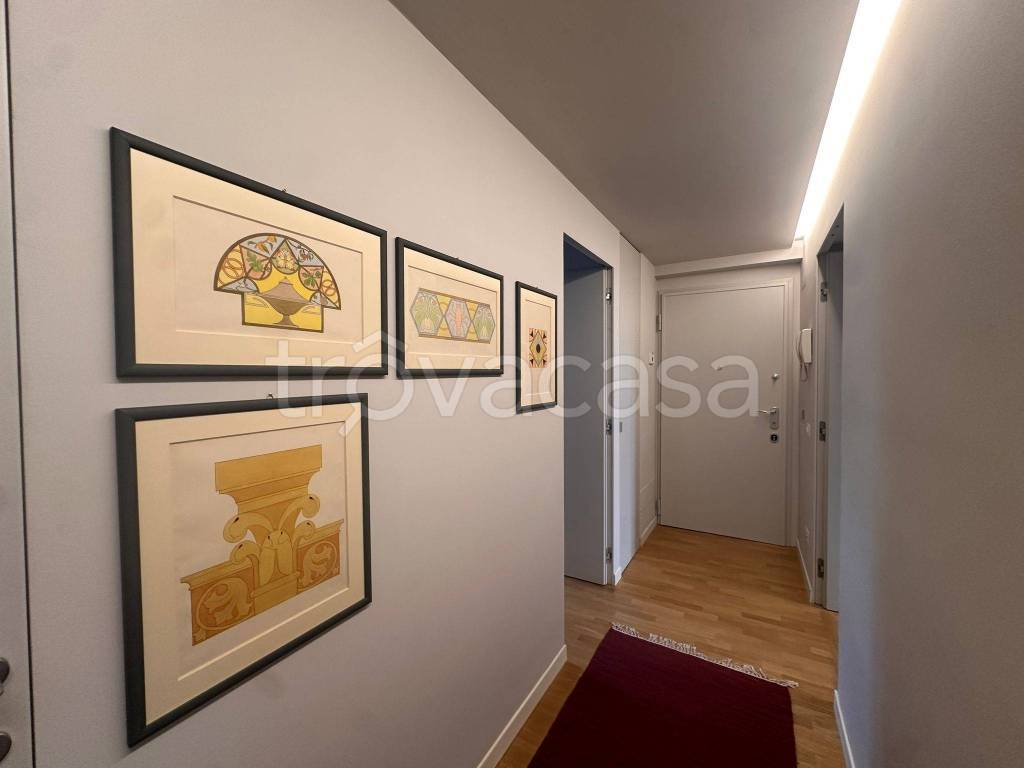 appartamento in vendita a Milano in zona Sempione