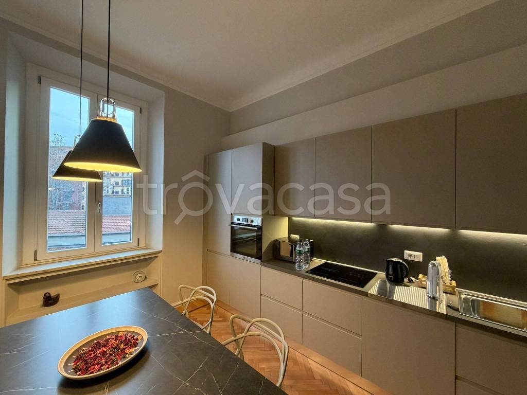 appartamento in vendita a Milano in zona Cagnola