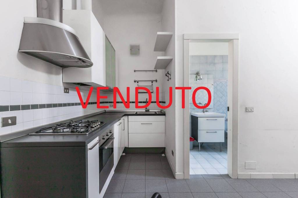 appartamento in vendita a Milano in zona Loreto