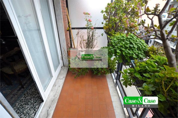 appartamento in vendita a Milano in zona De Angeli