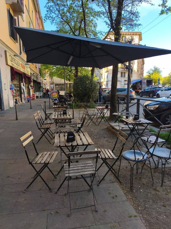 negozio in vendita a Milano in zona Isola