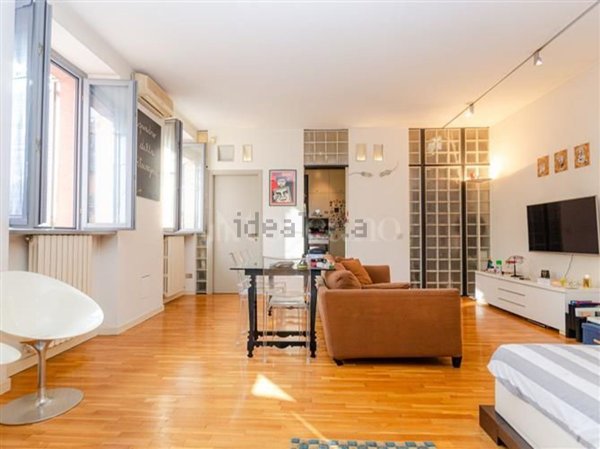 appartamento in vendita a Milano in zona Isola