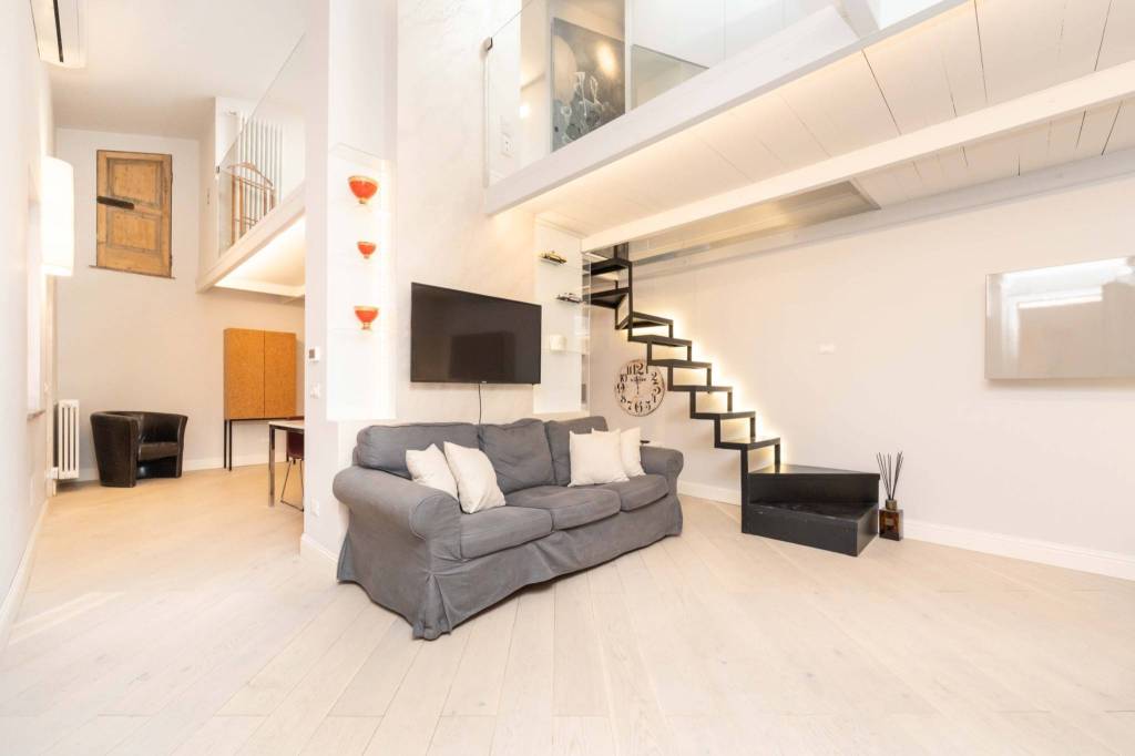 appartamento in vendita a Milano in zona Brera
