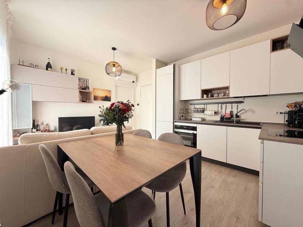 appartamento in vendita a Milano in zona Rogoredo
