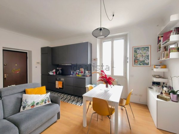 appartamento in vendita a Milano in zona Bocconi