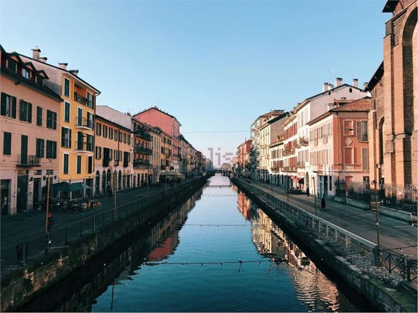 appartamento in vendita a Milano in zona Porta Genova