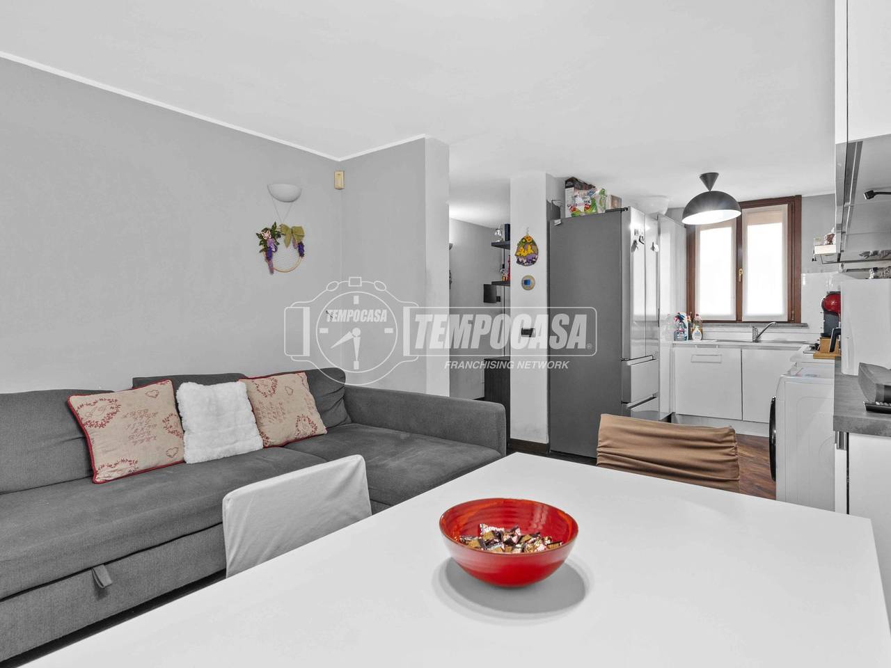 appartamento in vendita a Milano in zona Morivione