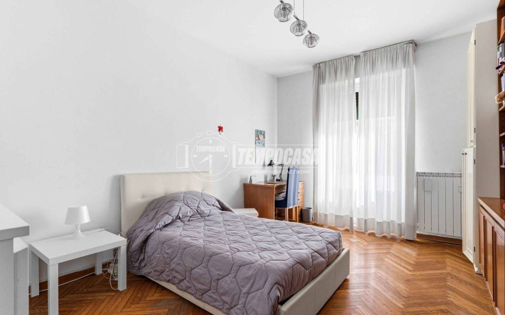 appartamento in vendita a Milano in zona Morivione