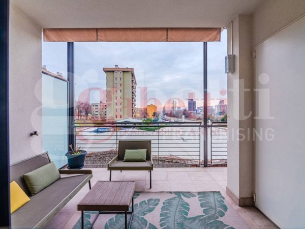 appartamento in vendita a Milano in zona San Cristoforo