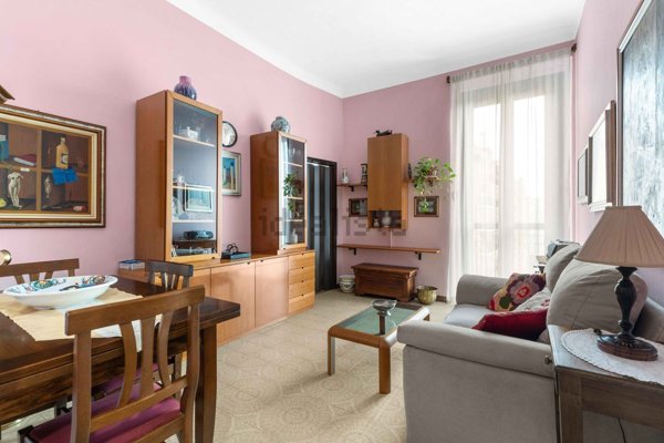 appartamento in vendita a Milano in zona Porta Genova