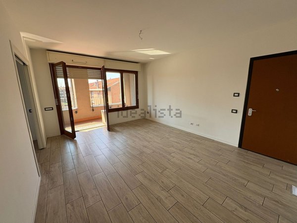 appartamento in vendita a Milano in zona Gratosoglio