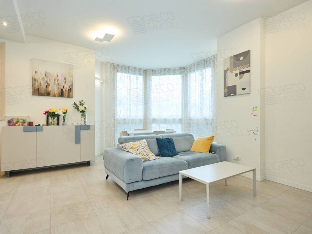 appartamento in vendita a Milano in zona Greco