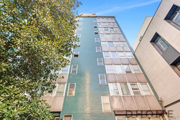 appartamento in vendita a Milano in zona Porta Garibaldi