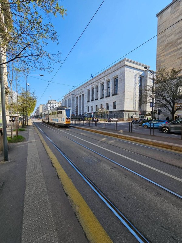appartamento in vendita a Milano in zona Porta Vittoria