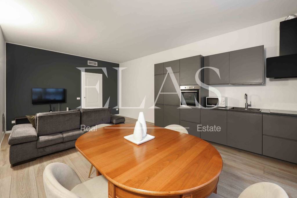 appartamento in vendita a Milano in zona Centro Storico