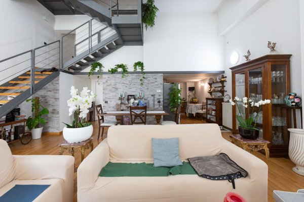 casa indipendente in vendita a Milano