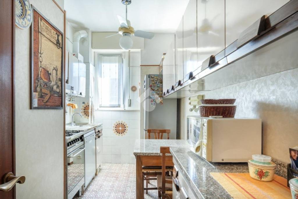 appartamento in vendita a Milano in zona Prato Centenaro