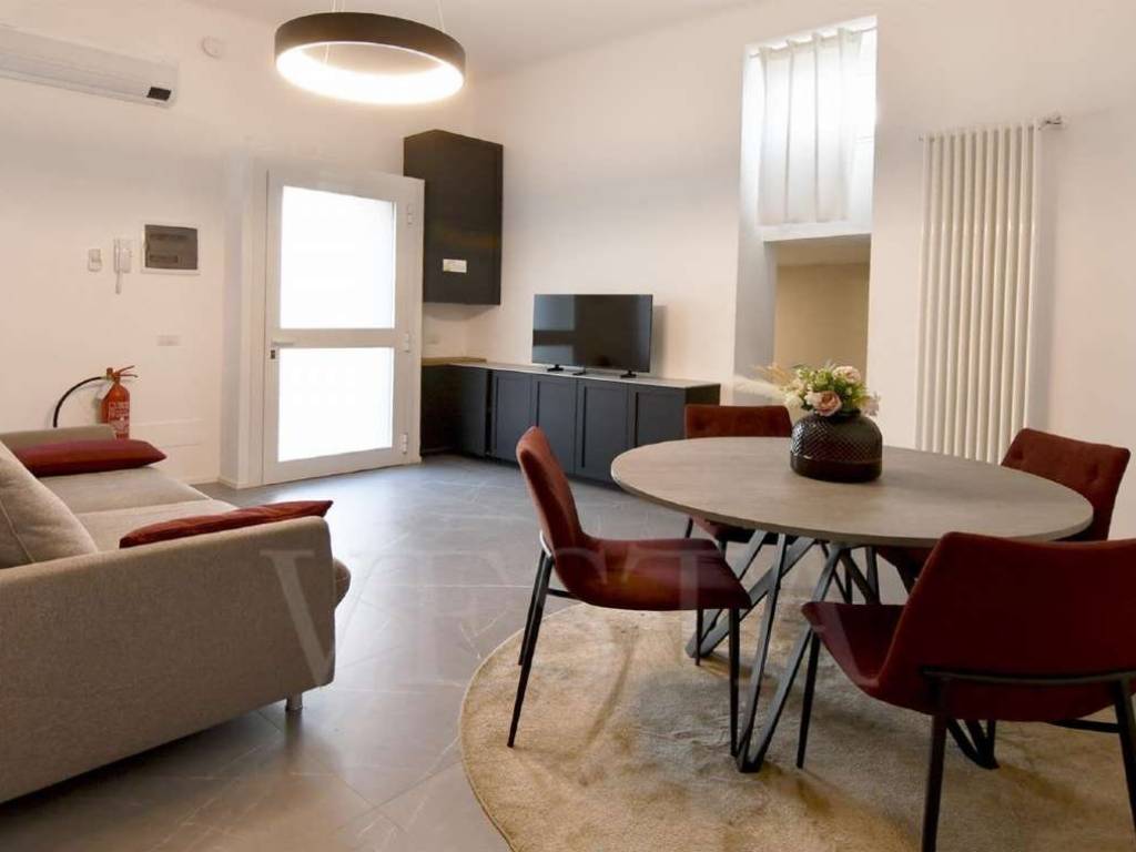 appartamento in vendita a Milano in zona Dergano