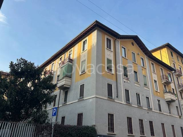 appartamento in vendita a Milano in zona Città Studi