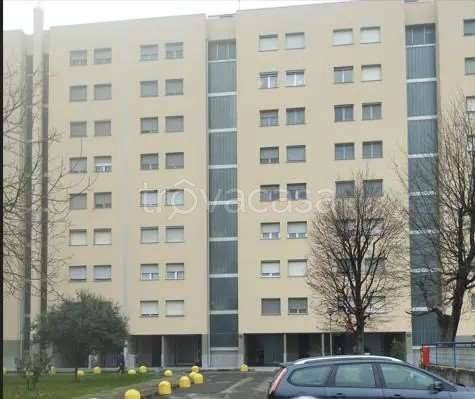 appartamento in vendita a Milano in zona Corvetto