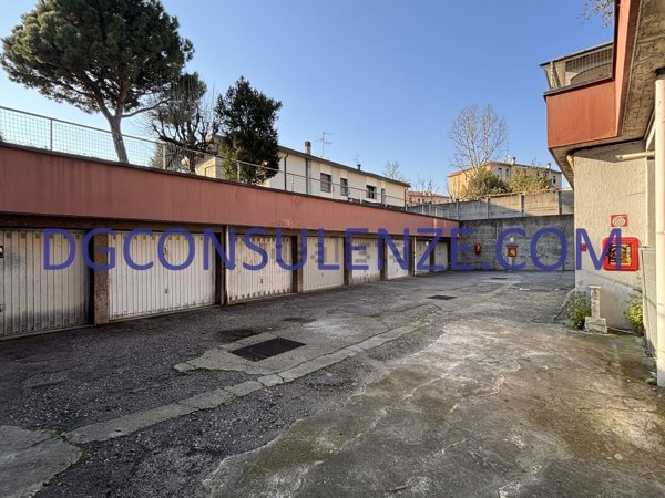 locale di sgombero in vendita a Milano