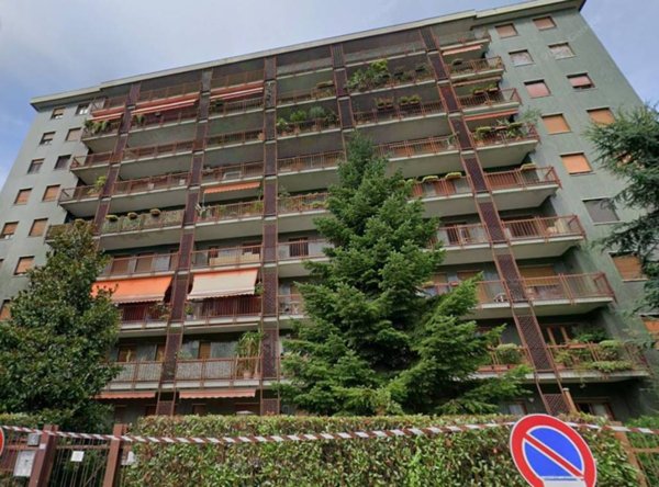 ufficio in vendita a Milano in zona San Siro