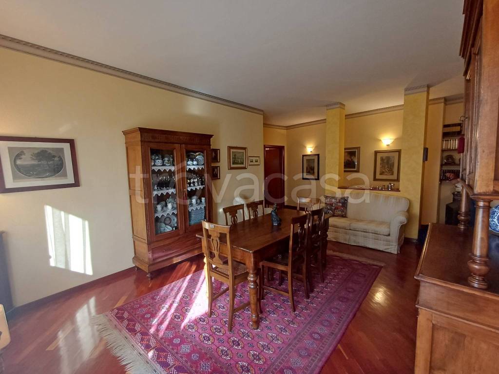 appartamento in vendita a Milano in zona Precotto