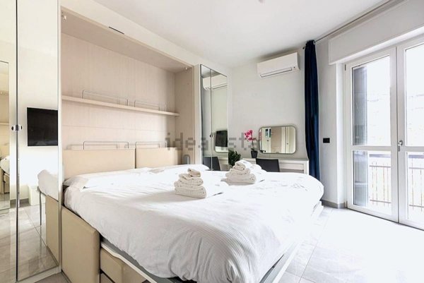 appartamento in vendita a Milano in zona Famagosta