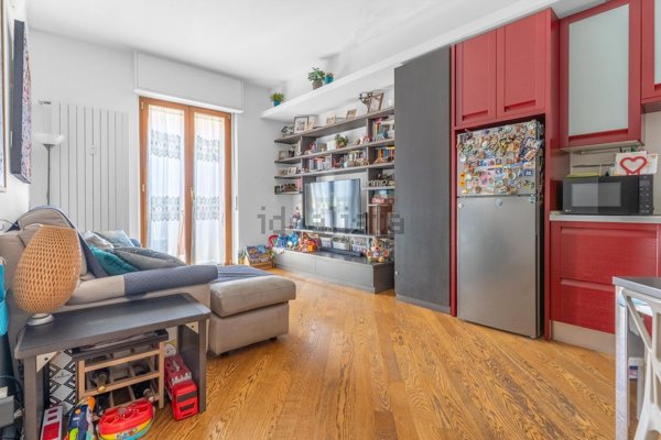 appartamento in vendita a Milano in zona Lambrate