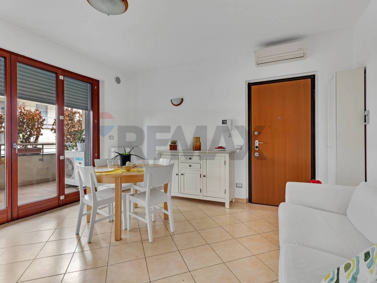 appartamento in vendita a Milano in zona Rogoredo