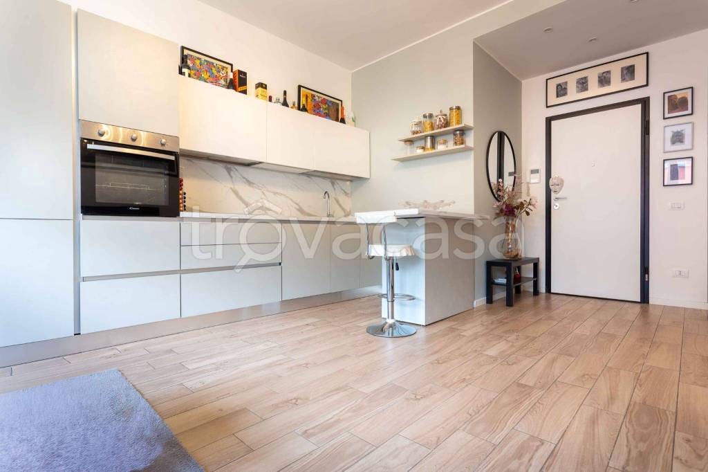 appartamento in vendita a Milano in zona Corvetto