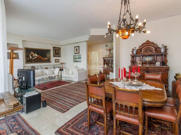 appartamento in vendita a Milano in zona Solari