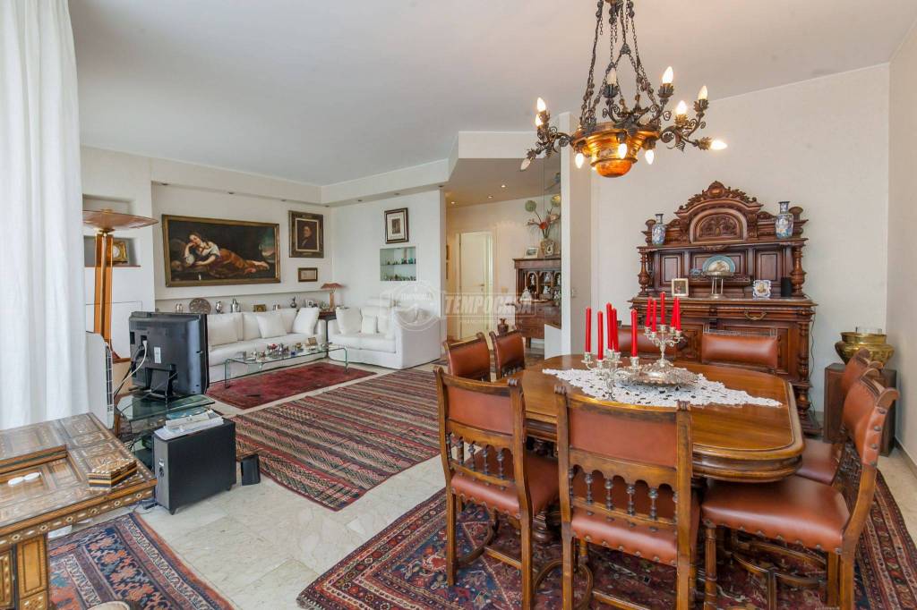 appartamento in vendita a Milano in zona Solari