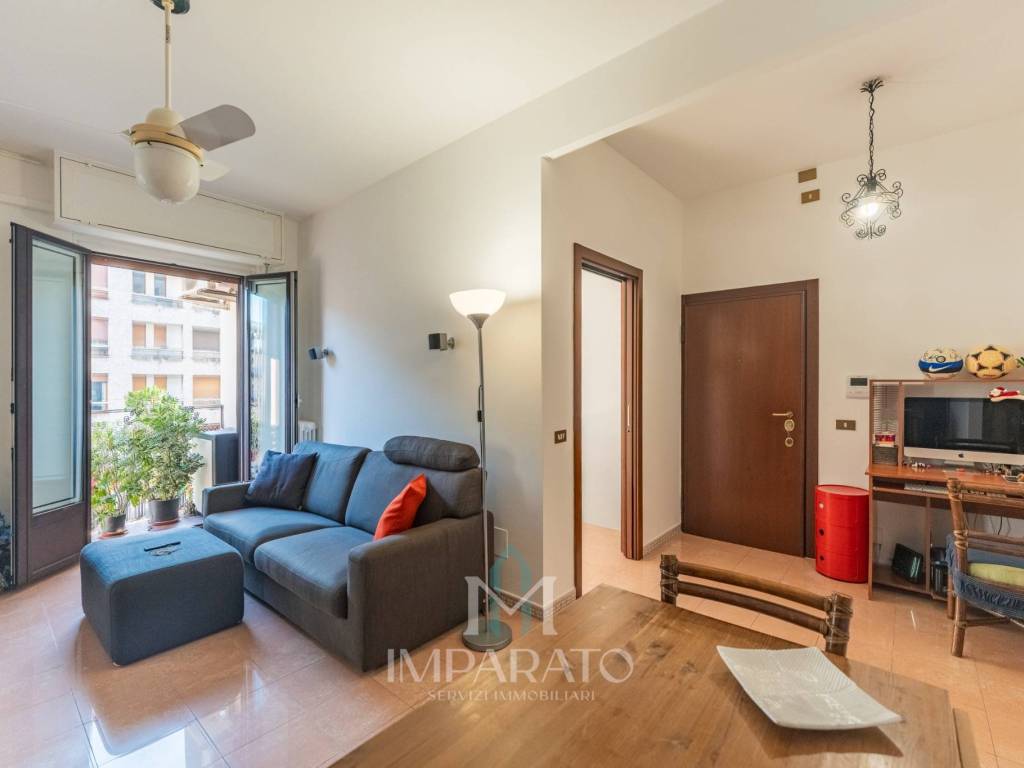appartamento in vendita a Milano in zona Maggiolina