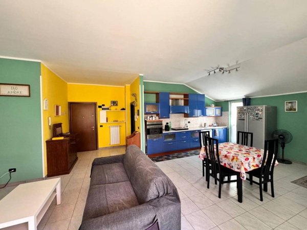 appartamento in vendita a Milano in zona Quartiere degli Olmi