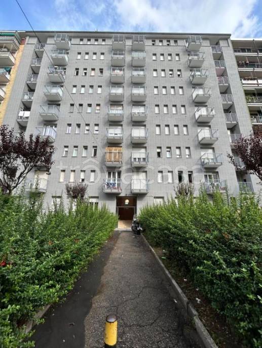 appartamento in vendita a Milano in zona Vigentino